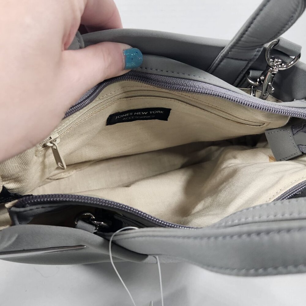 Jones New York light gray crossbody bag - Picture 3 of 4